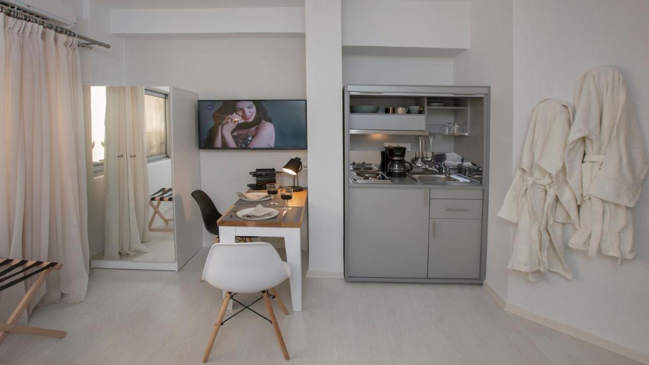 Ermou Stylish Suites By Ghh Athen Eksteriør billede