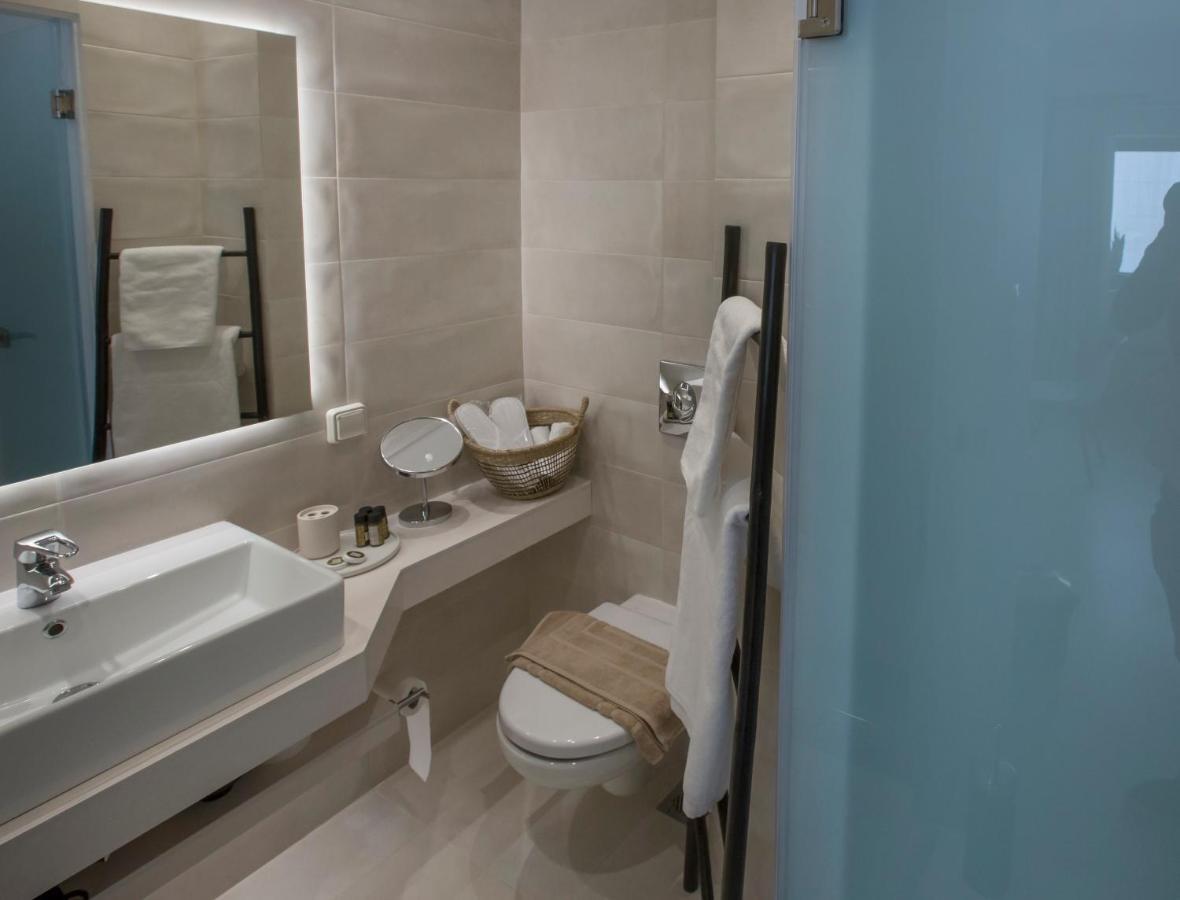 Ermou Stylish Suites By Ghh Athen Eksteriør billede